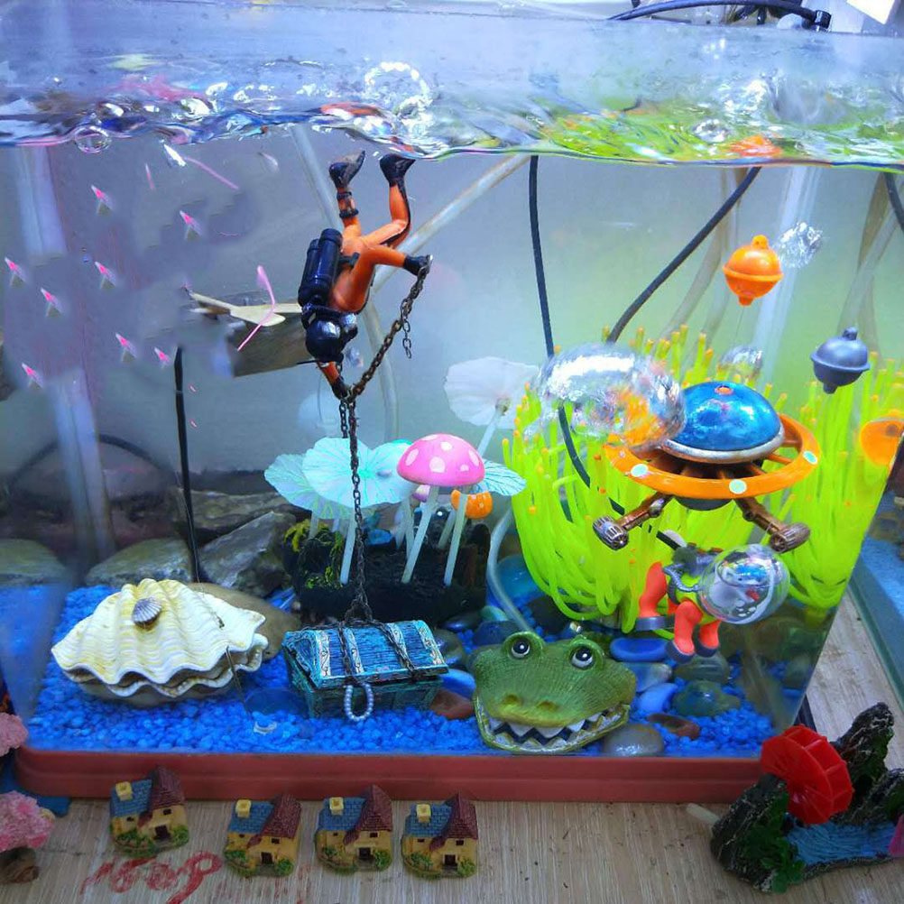 Diver Orange Fish Tank Ornamen - Aquarium Fish Unique review and price